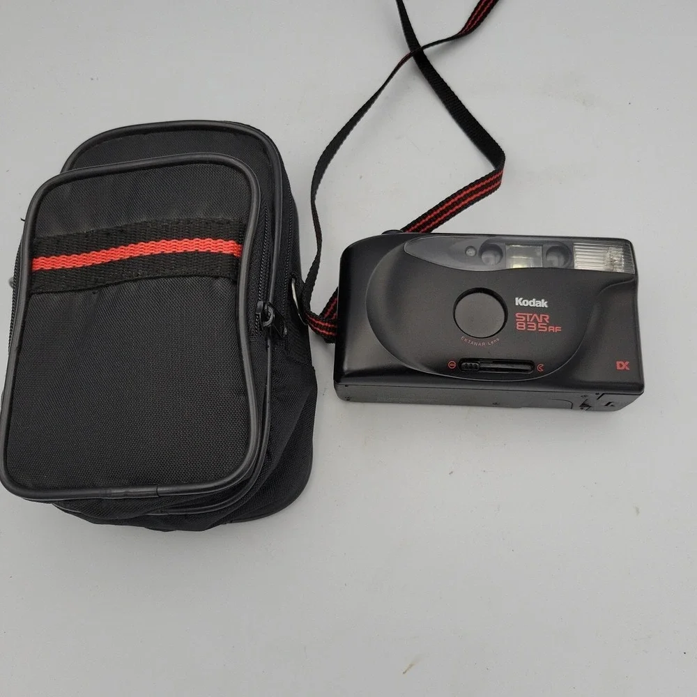 Kodak Star 835AF 35mm Film Camera Point & Shoot With Case Black Ektanar Lens